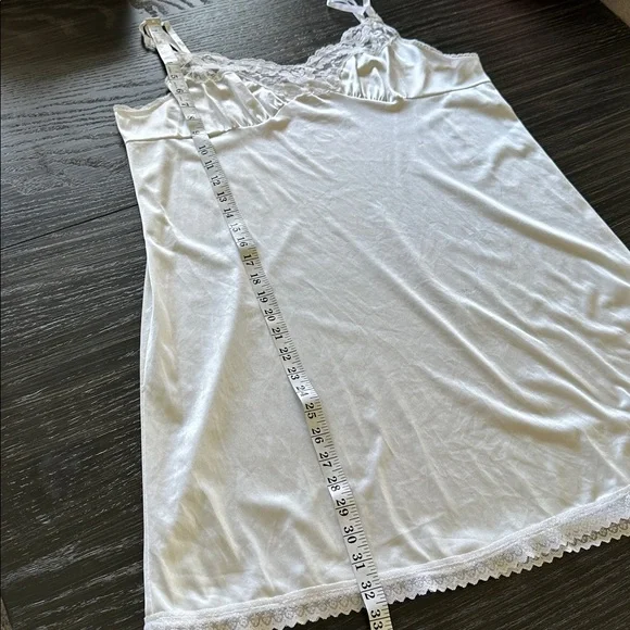 Vintage Vassarette Nylon Lace Slip Dress in White Made in USA Paper Tag, XL - Picture 9 of 10